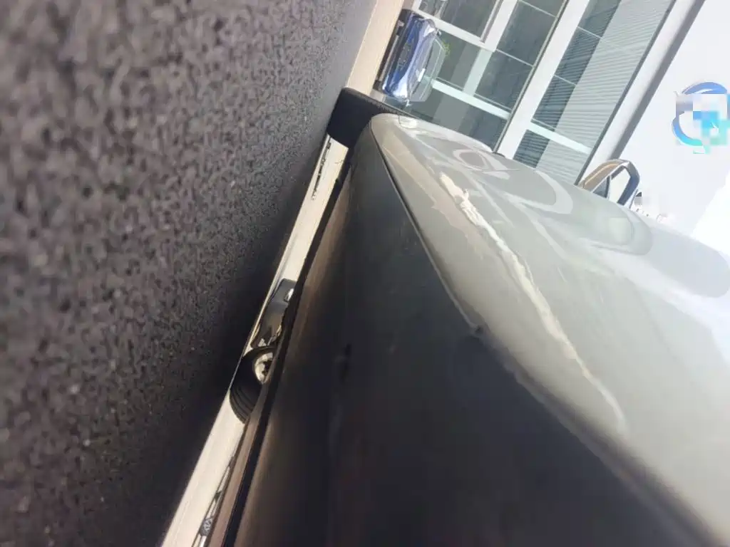 Tesla Model 3 — миниатюра 22