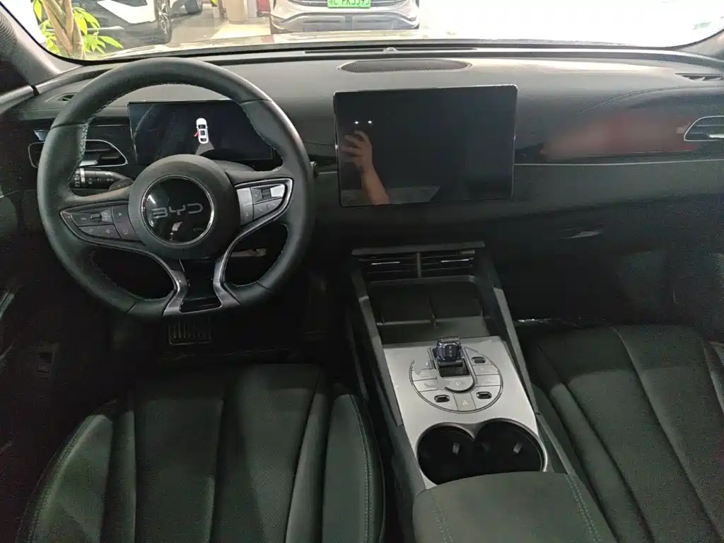 BYD Seal 06 — миниатюра 10