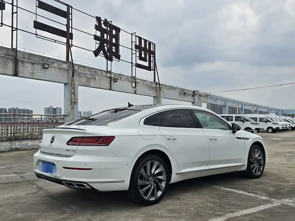 Volkswagen CC — миниатюра 5