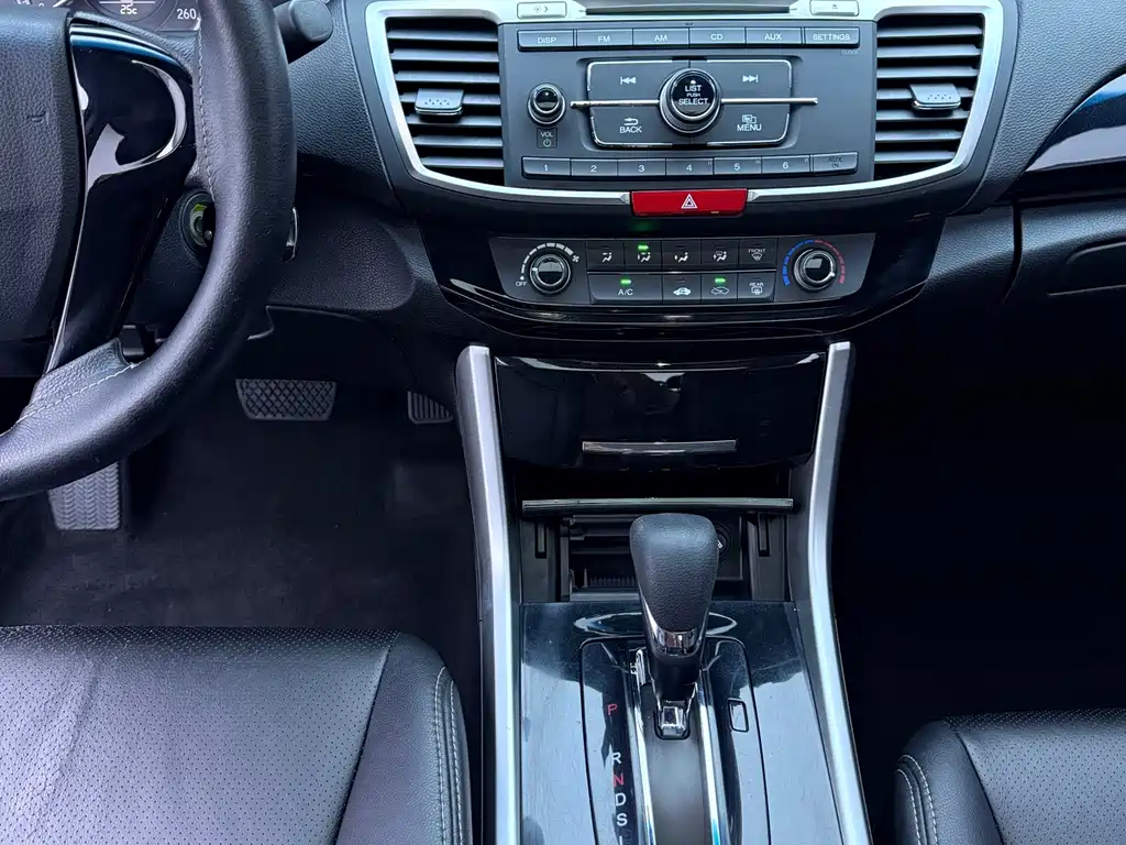 Honda Accord — миниатюра 5