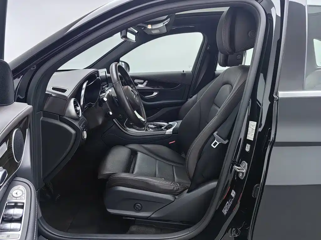 Mercedes-Benz GLC — миниатюра 10
