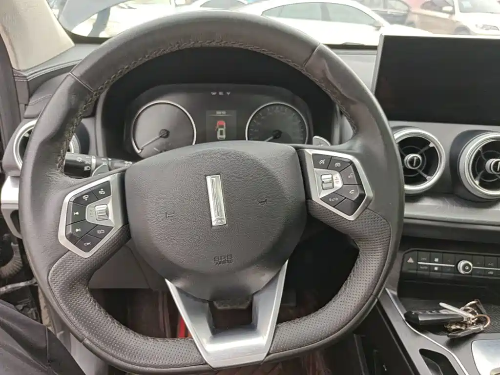 Wey Wey VV5 — миниатюра 11