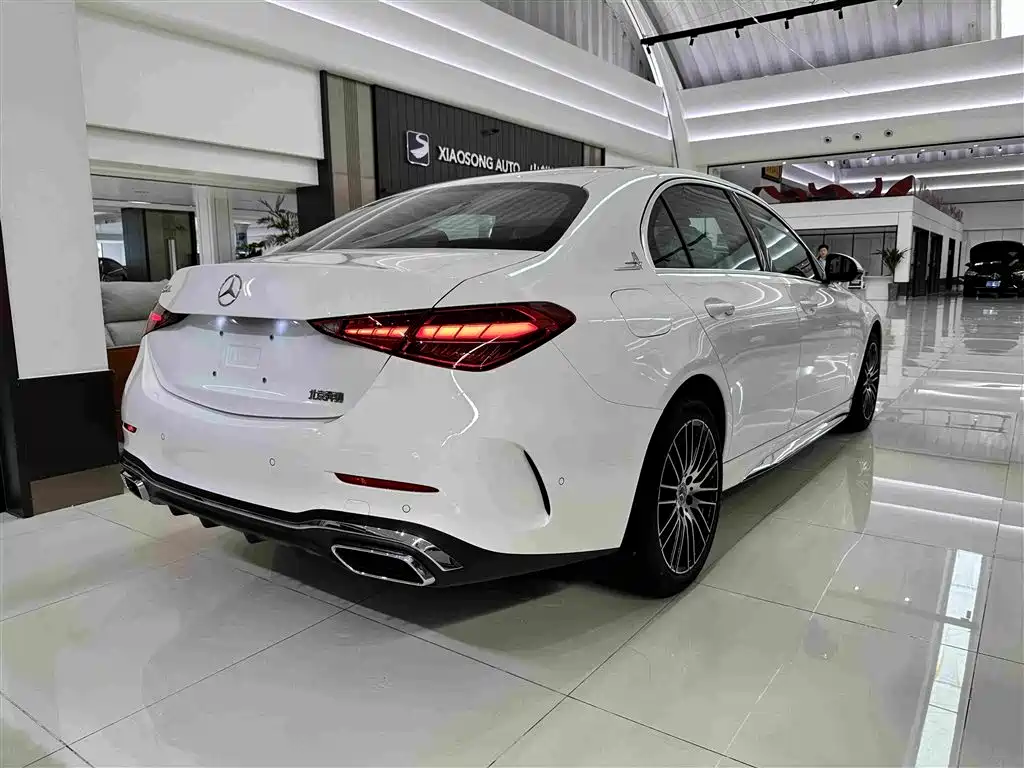 Mercedes-Benz C-Class — миниатюра 5