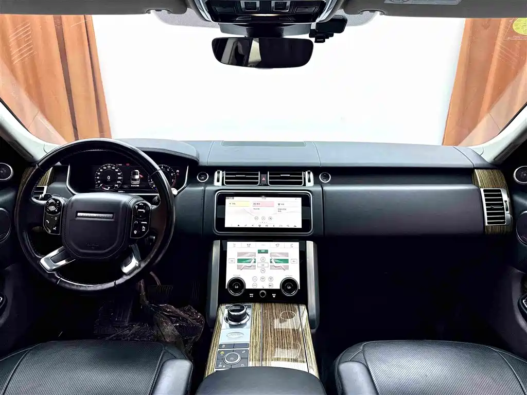 Land Rover Range Rover — миниатюра 9