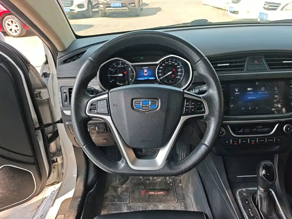 Geely Emgrand — миниатюра 11