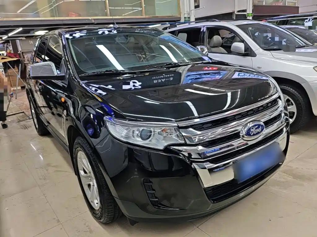 Ford Edge (Import) — миниатюра 4