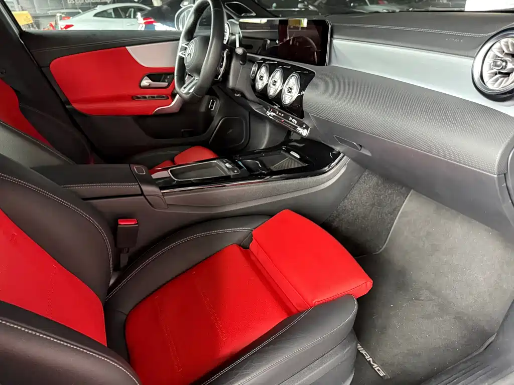 Mercedes-Benz A-Class AMG — миниатюра 14