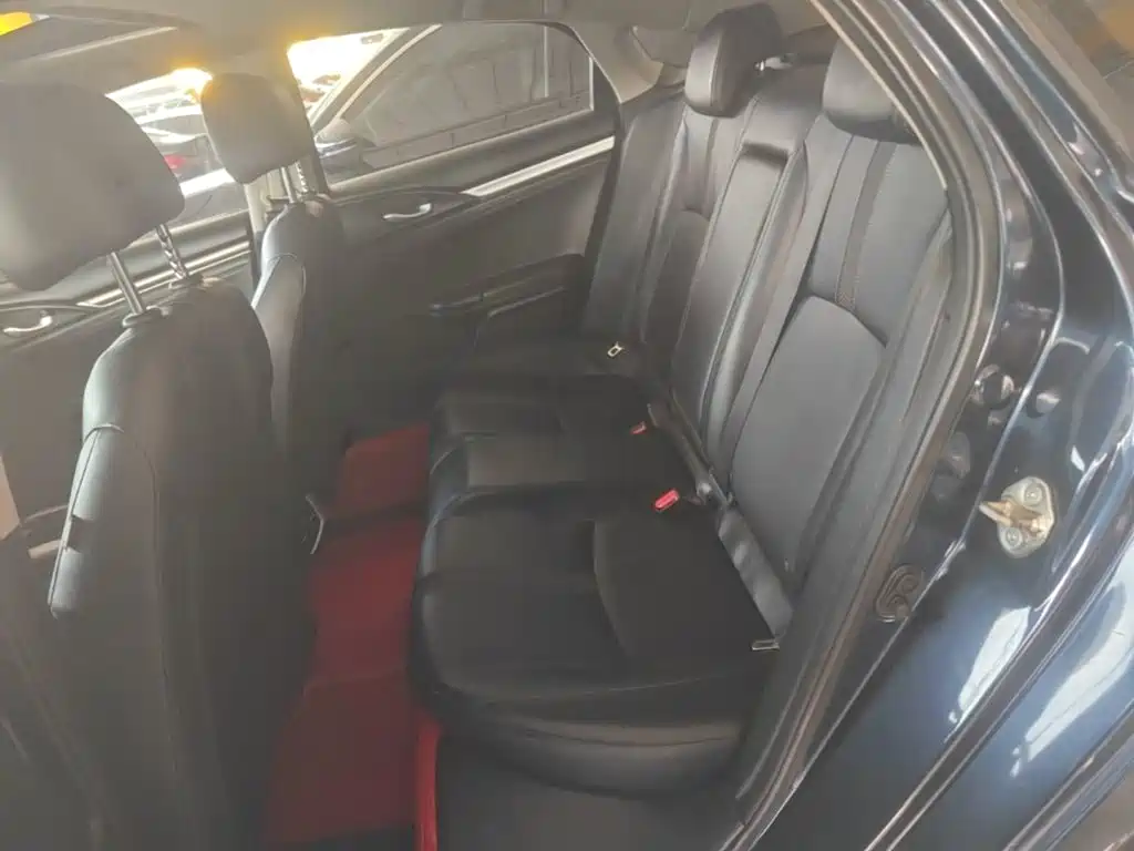 Honda Civic — миниатюра 17