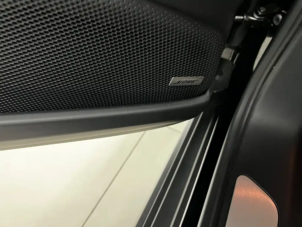 Porsche Panamera — миниатюра 6