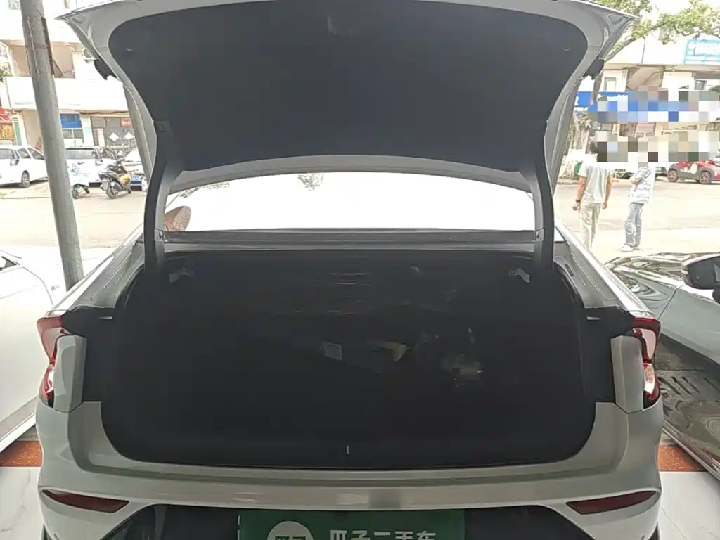 Wuling Xingguang — миниатюра 19