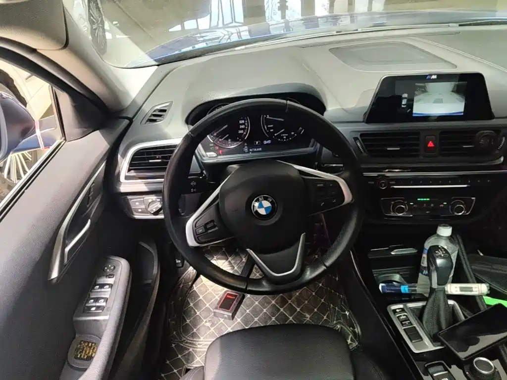 BMW 1 Series — миниатюра 11