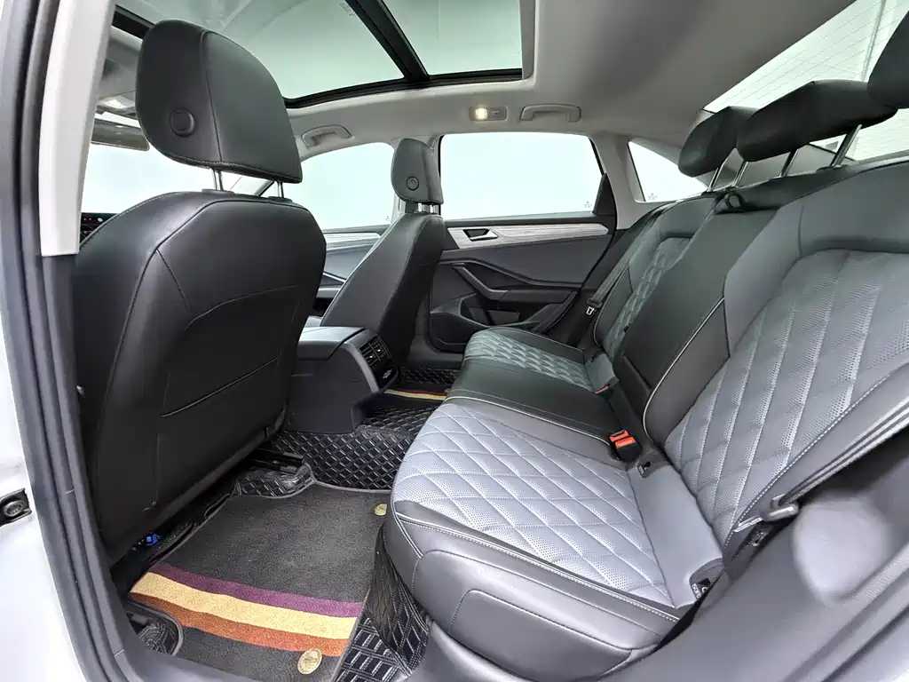 Volkswagen Sagitar — миниатюра 11