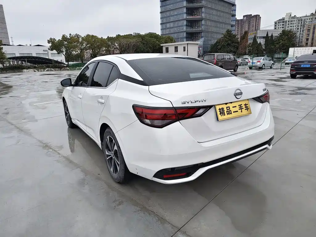 Nissan Sylphy — миниатюра 10