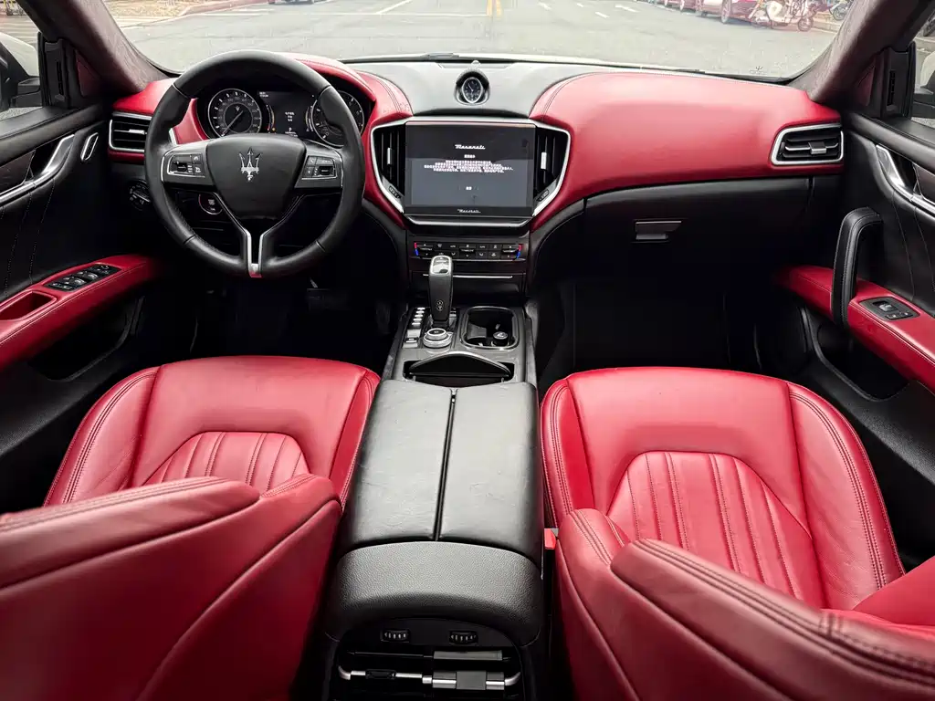 Maserati Ghibli — миниатюра 13