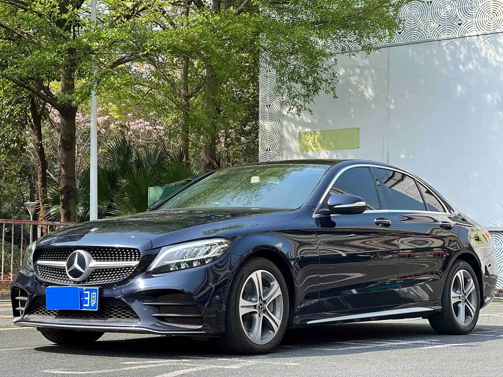 Mercedes-Benz C-Class 2019