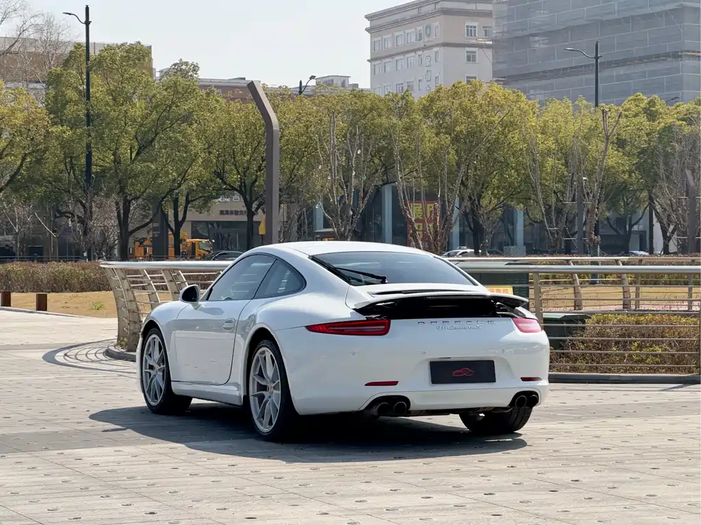 Porsche 911 2012 Carrera S 3.8L