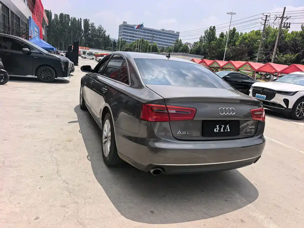 Audi A6L — миниатюра 11