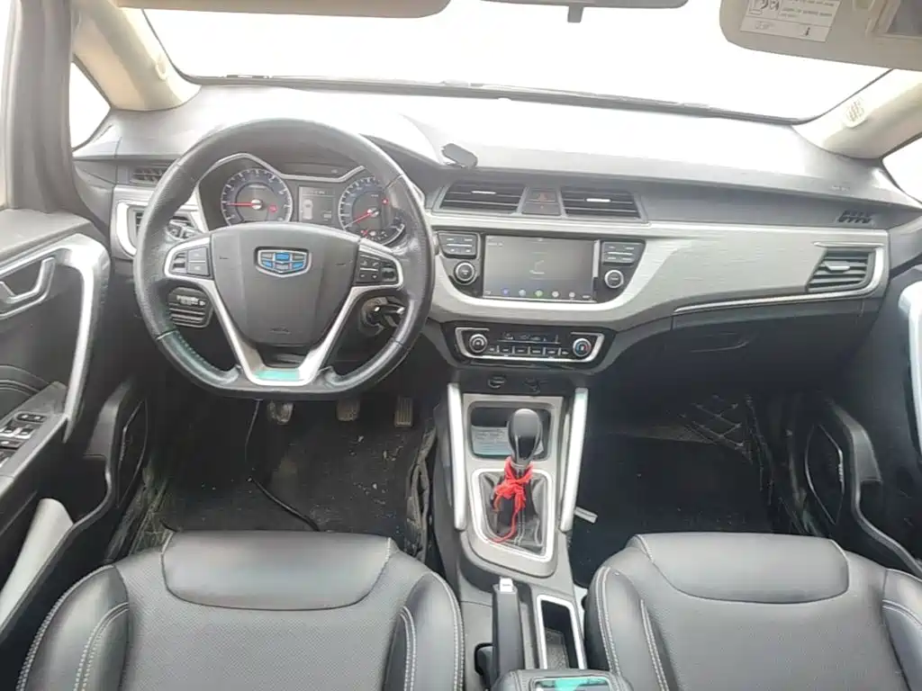 Geely Vision X3 — миниатюра 10