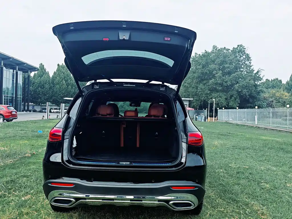 Mercedes-Benz GLC — миниатюра 6