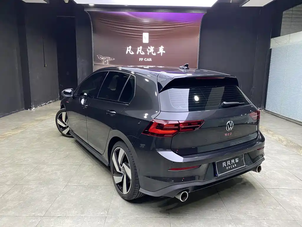 Volkswagen Golf GTI — миниатюра 8