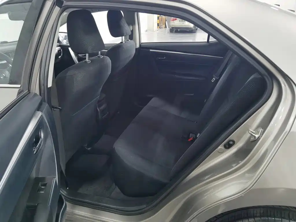 Toyota Corolla — миниатюра 15