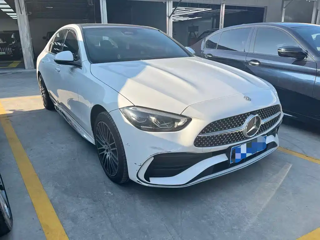 Mercedes-Benz C-Class — миниатюра 2