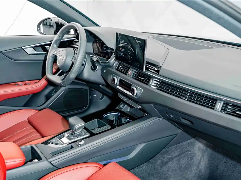 Audi A4L — миниатюра 18