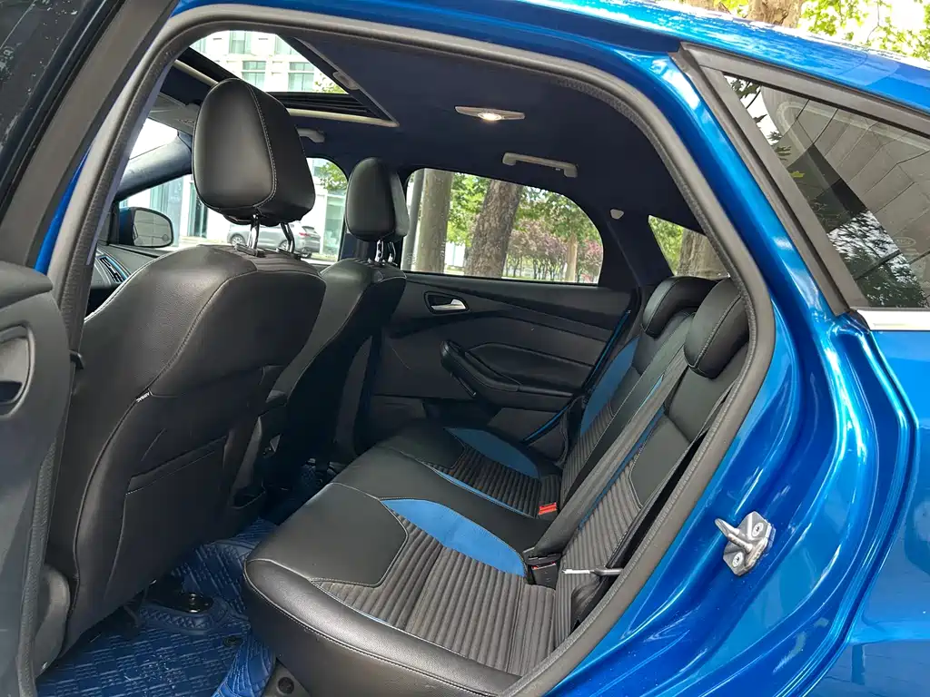 Ford Focus — миниатюра 14