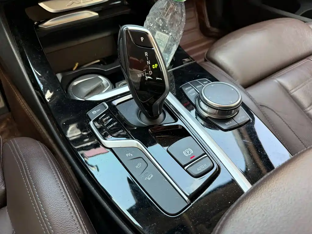 BMW X3 — миниатюра 9
