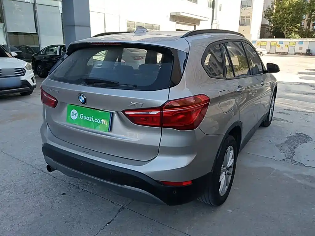 BMW X1 — миниатюра 7