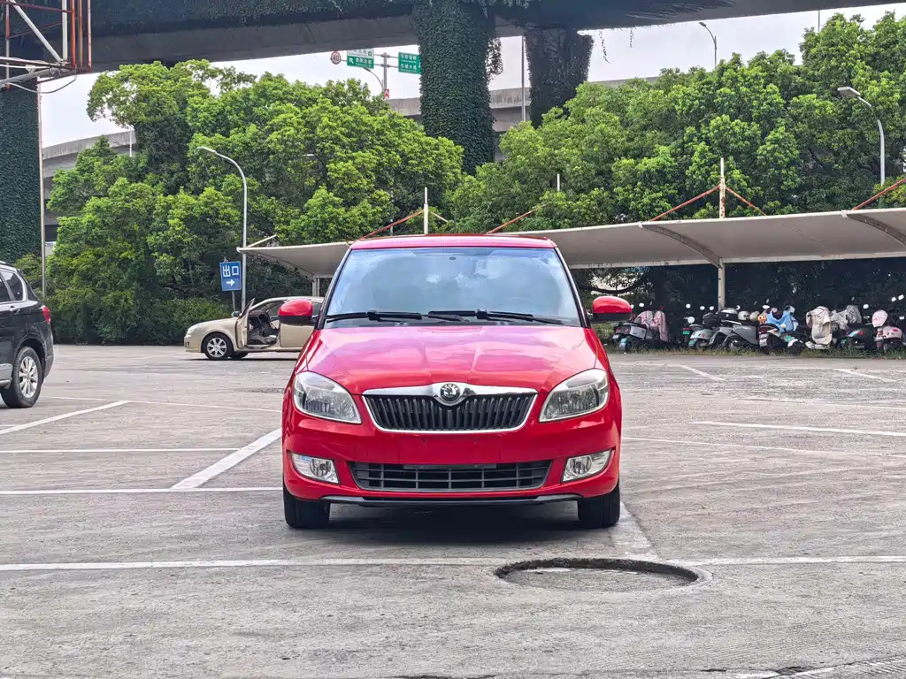 Skoda Fabia — миниатюра 4
