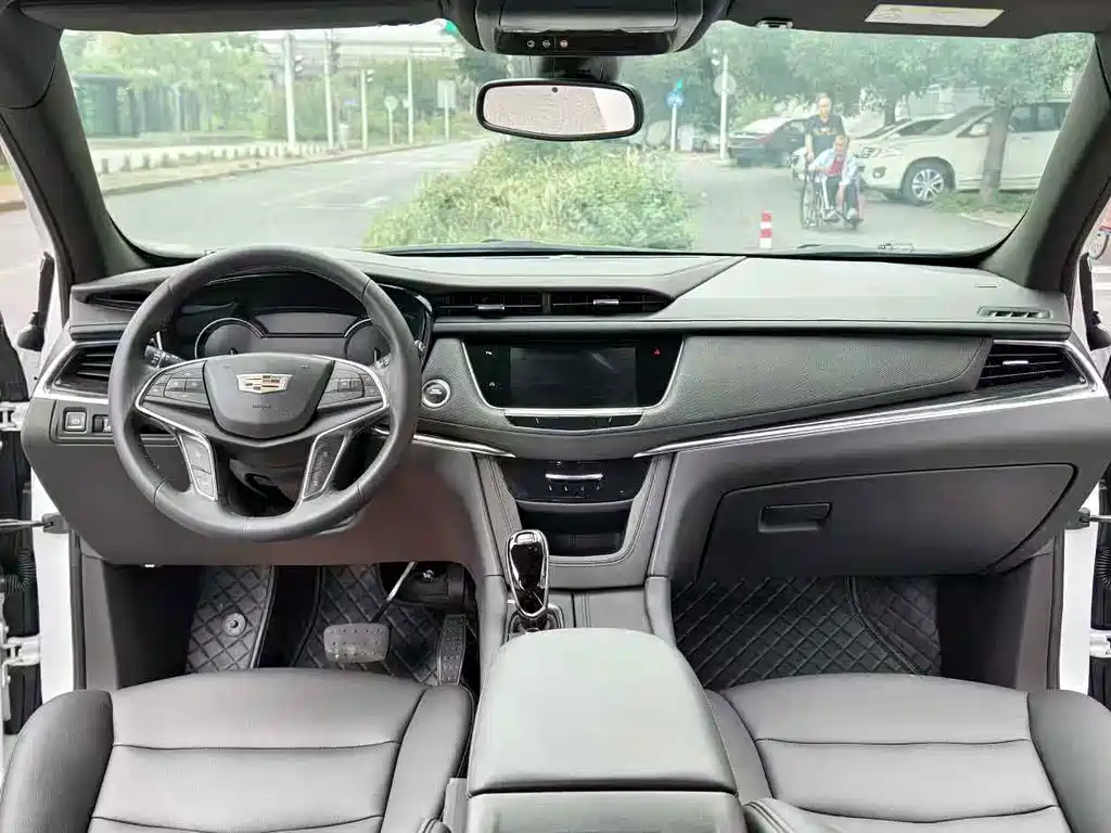 Cadillac XT5 — миниатюра 12