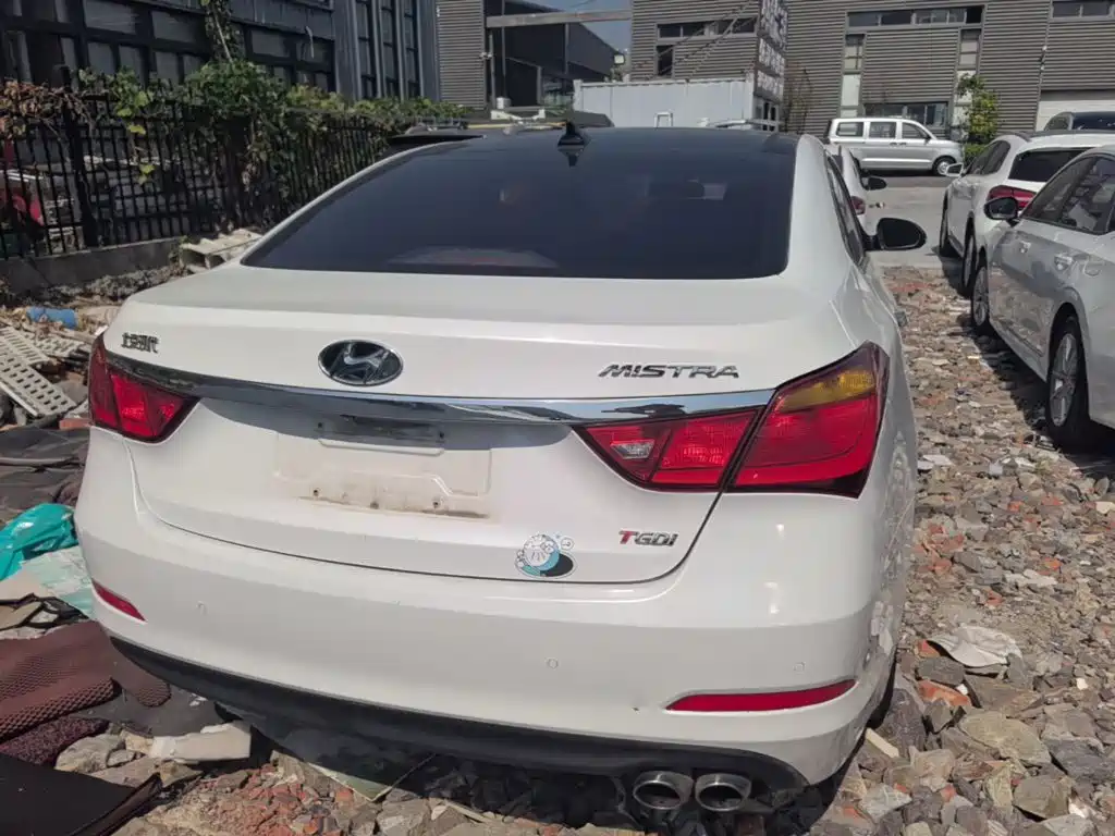 Hyundai Mistra — миниатюра 6