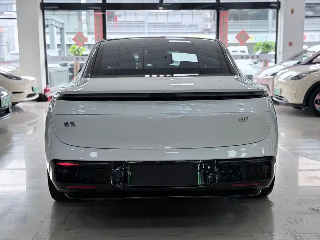 Zeekr 007 2024 100kWh