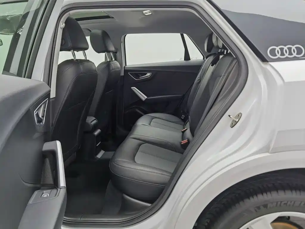 Audi Q2L — миниатюра 15