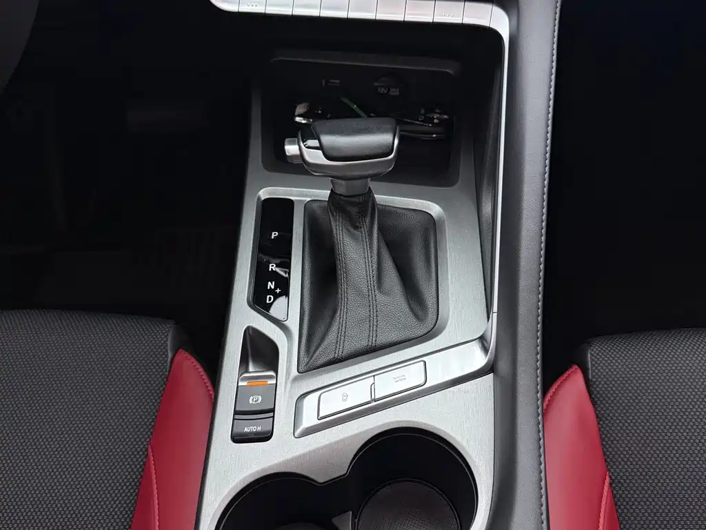 Changan CS35PLUS — миниатюра 11