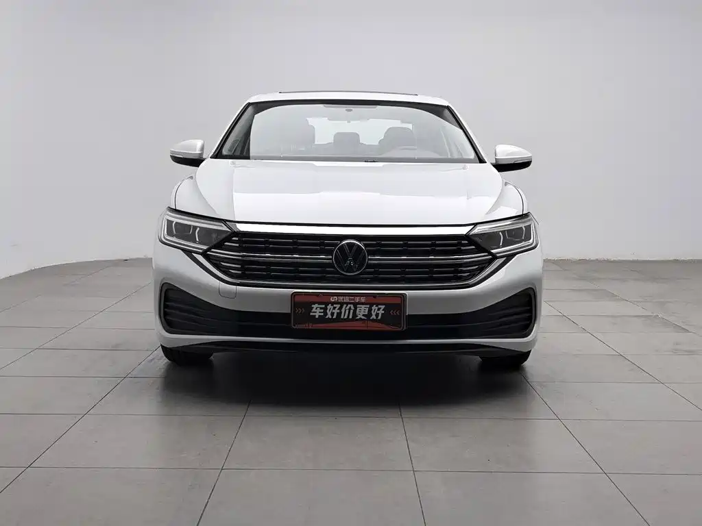 Volkswagen Sagitar — миниатюра 3