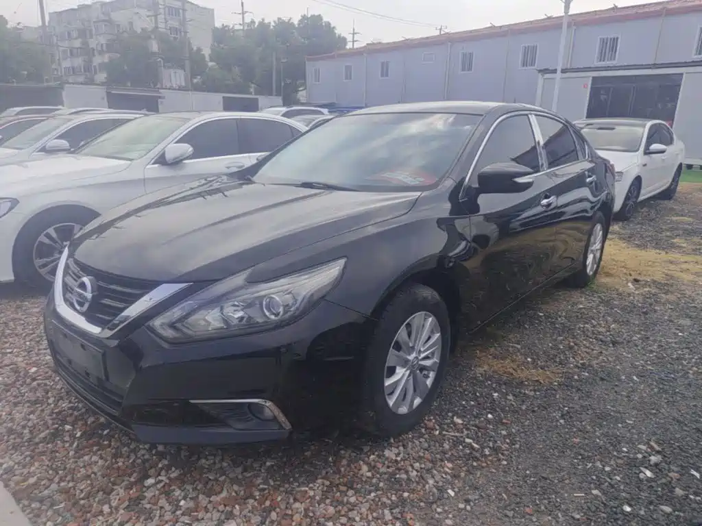 Nissan Teana — миниатюра 2