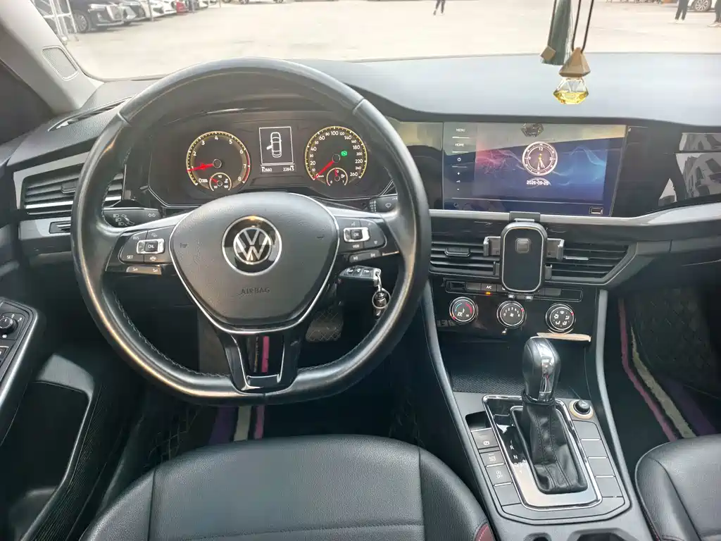 Volkswagen Bora — миниатюра 12