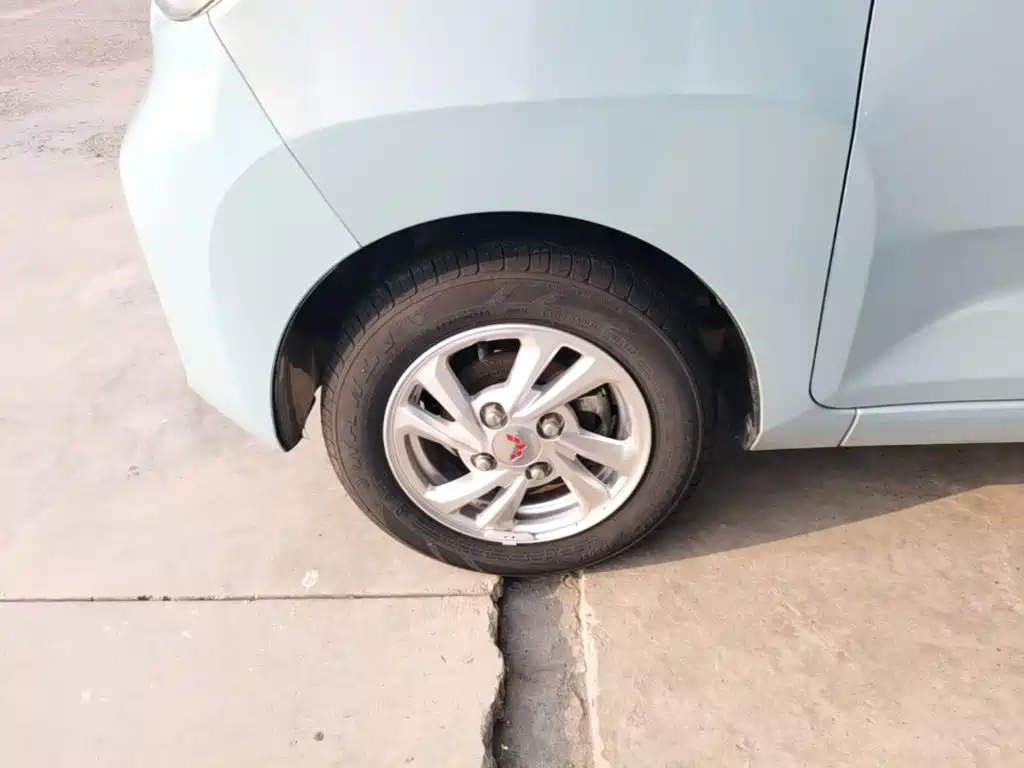 Wuling MINIEV — миниатюра 23