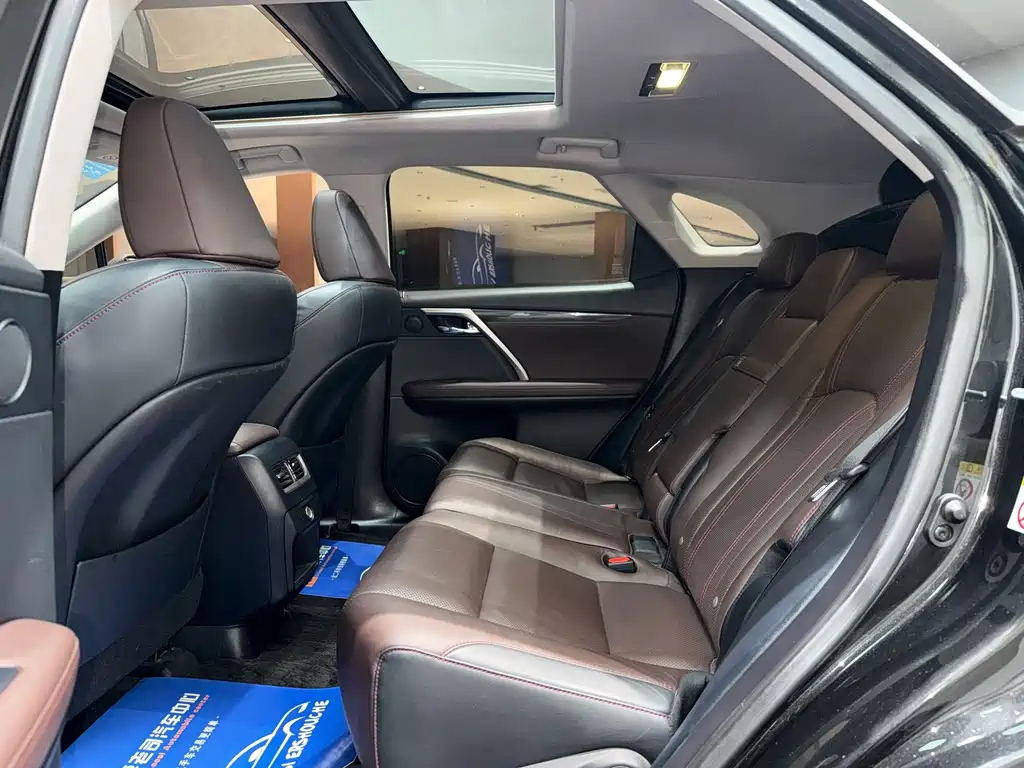 Lexus RX — миниатюра 9