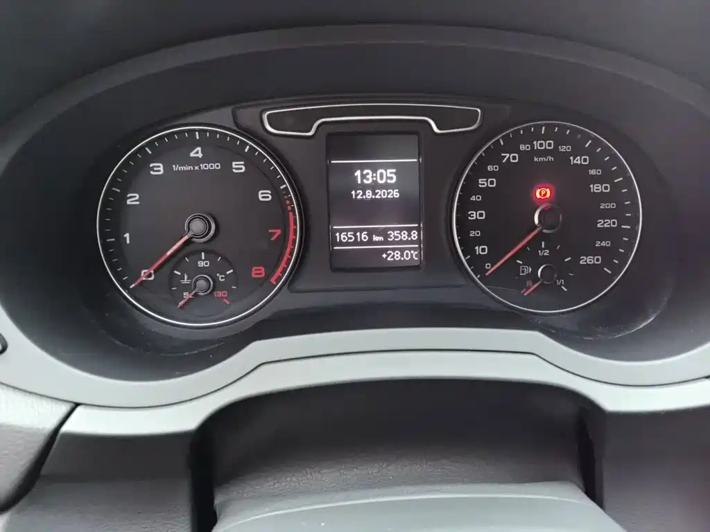 Audi Q3 — миниатюра 5