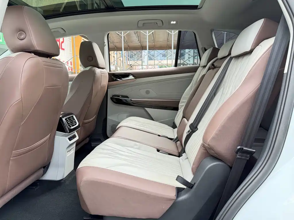 Volkswagen ID.6 X