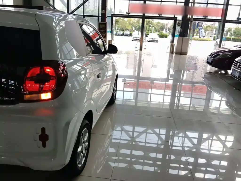Roewe Clever — миниатюра 8