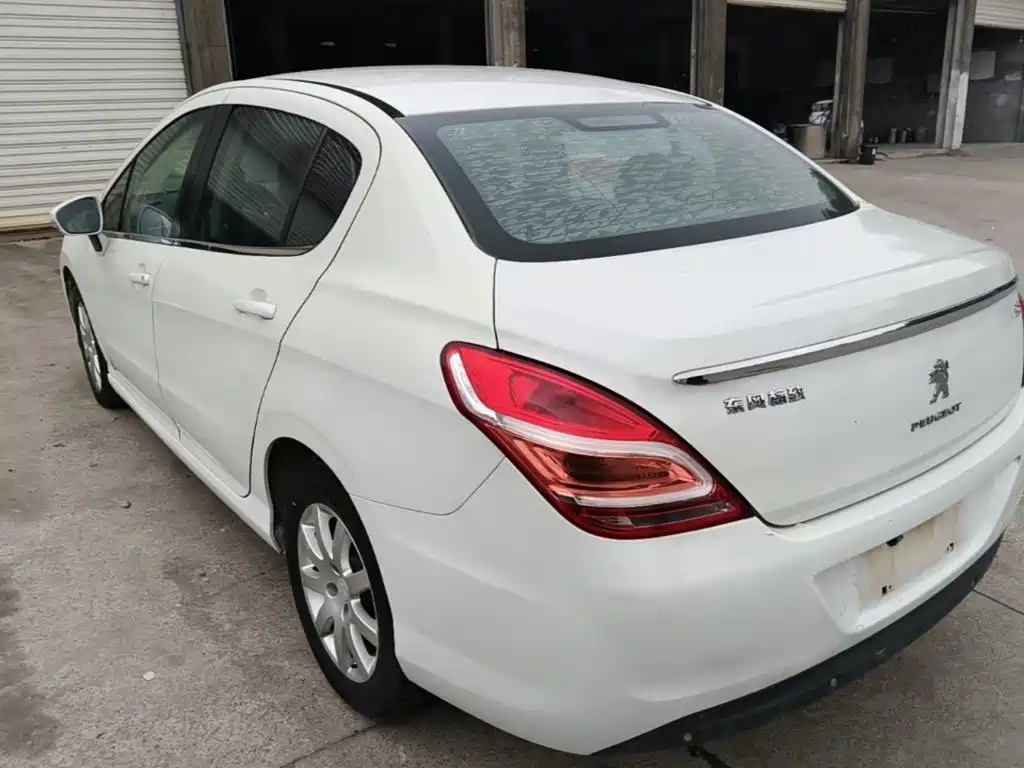 Peugeot 308 — миниатюра 5