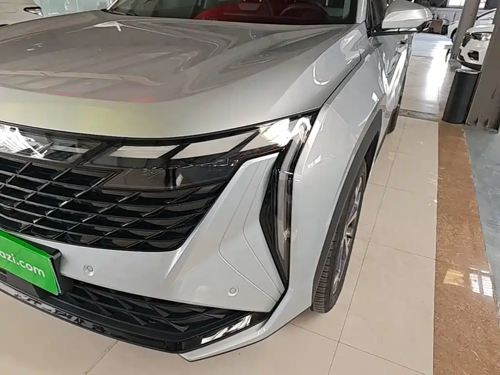 Geely Boyue L — миниатюра 24