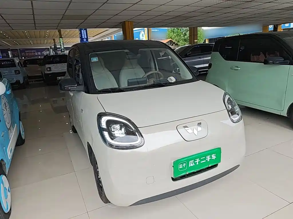 Wuling MINIEV — миниатюра 4