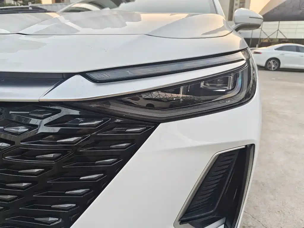 Chery Arrizo 8 — миниатюра 11