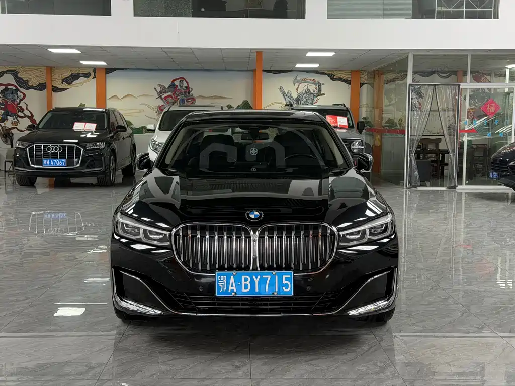 BMW 7 Series — миниатюра 2