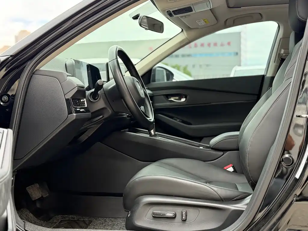 Honda Inspire — миниатюра 8